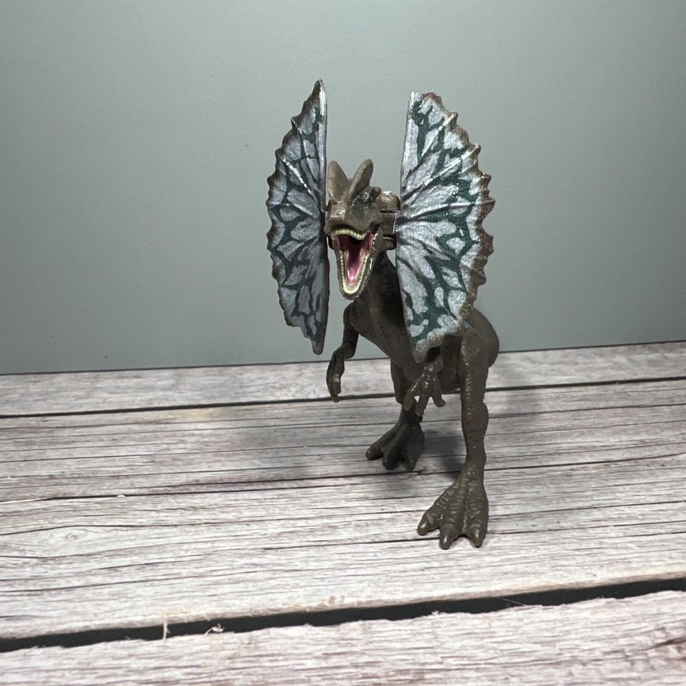 2017 Mattel Jurassic World Fallen Kingdom Blue/Brown Dilophosaurus Action Figure